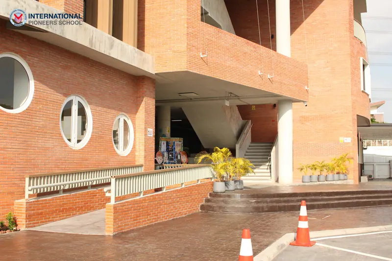 International Pioneers School Bangkok (IPS)