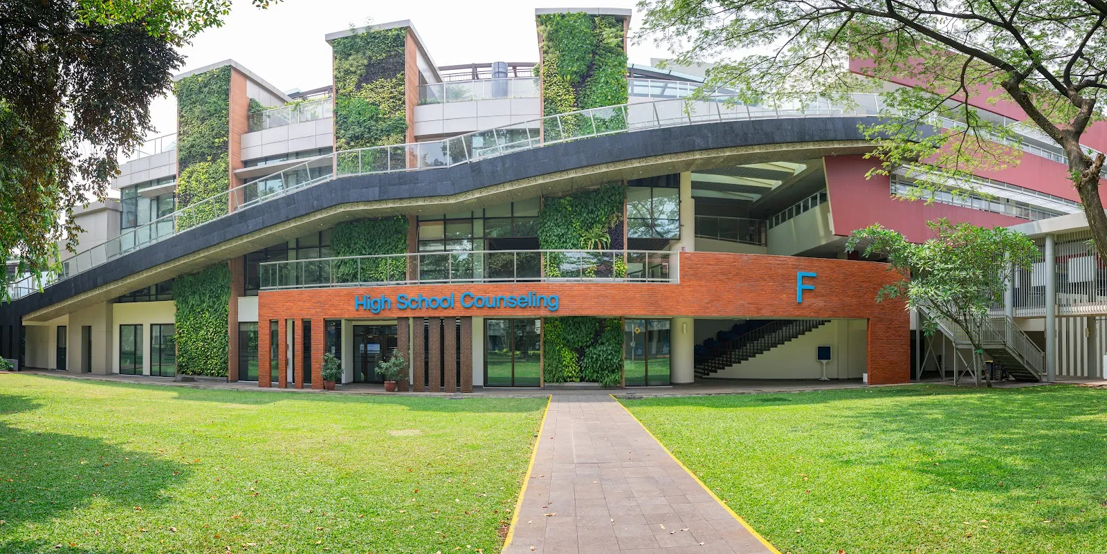 Jakarta Intercultural School (JIS)