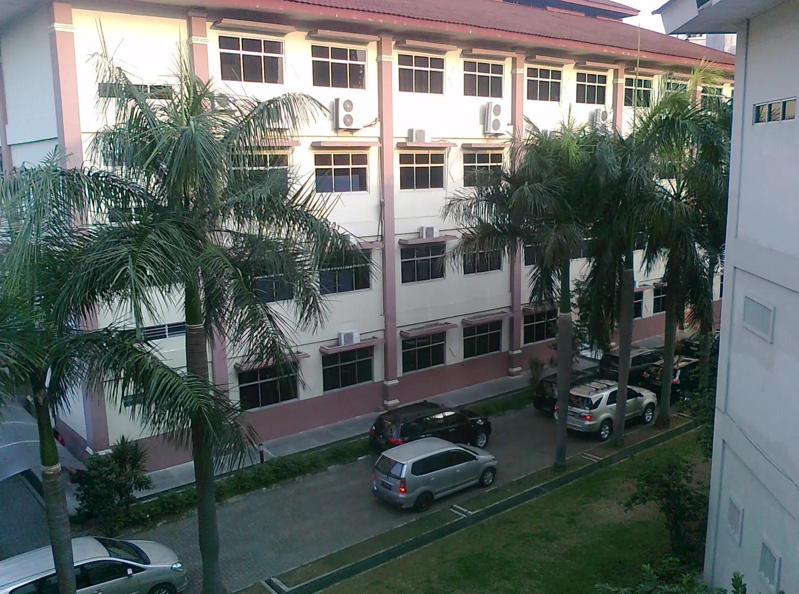 Universal School, Jakarta